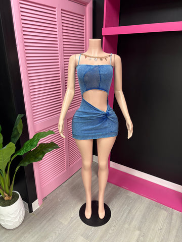 Topic dress